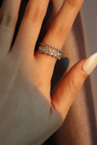 Thick Layers Diamond Ring